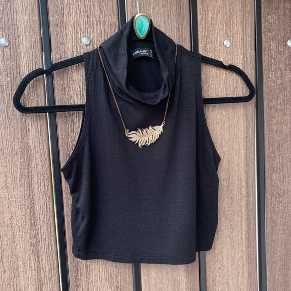 Black Sleeveless Turtleneck Crop Top - Picture 2 of 8